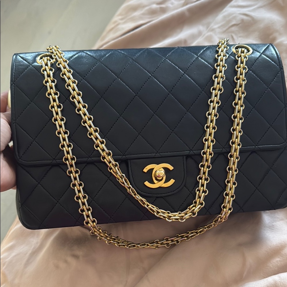 Chanel double flap 25 cm Black lamp skin bag with Gold Vintage year 1991-1996